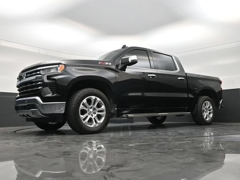 Used 2023 Chevrolet Silverado 1500 LTZ AWD/4WD image 20