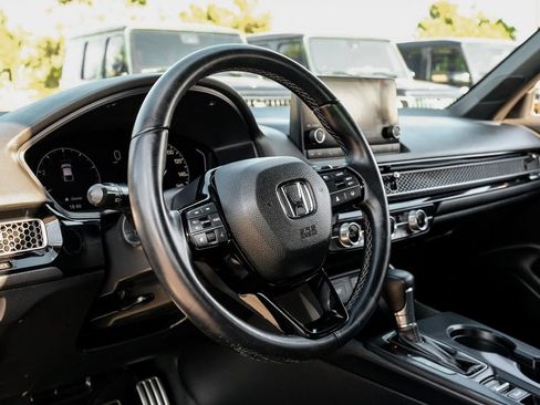 Used 2023 Honda Civic Sport image 13