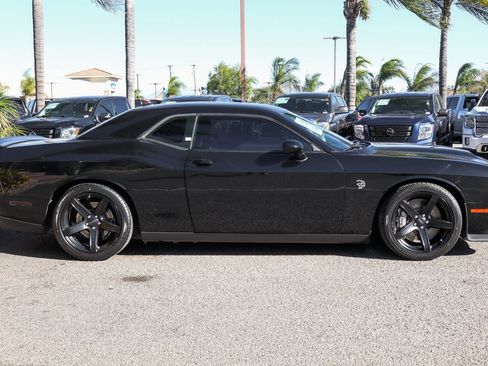 Used 2021 Dodge Challenger SRT Hellcat w/ Plus Package image 10