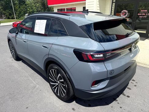 Used 2024 Volkswagen ID.4 S image 4