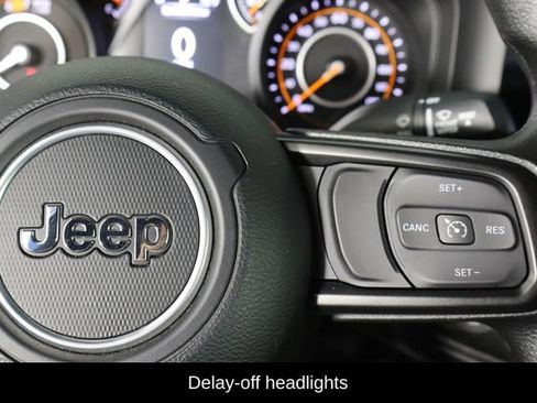 Used 2025 Jeep Wrangler Unlimited Sport AWD/4WD image 10