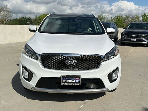 Used 2017 Kia Sorento SX image 8