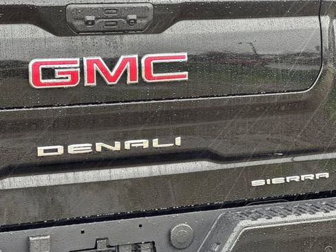 New 2026 GMC Sierra 1500 Denali w/ Denali Reserve Package image 33