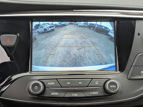 Used 2019 Buick Envision Essence image 28