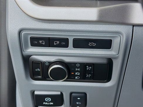 Used 2023 Ford F150 Lightning XLT image 28