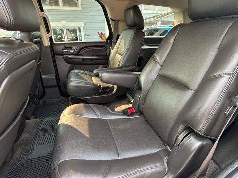 Used 2013 GMC Yukon Denali AWD/4WD image 26