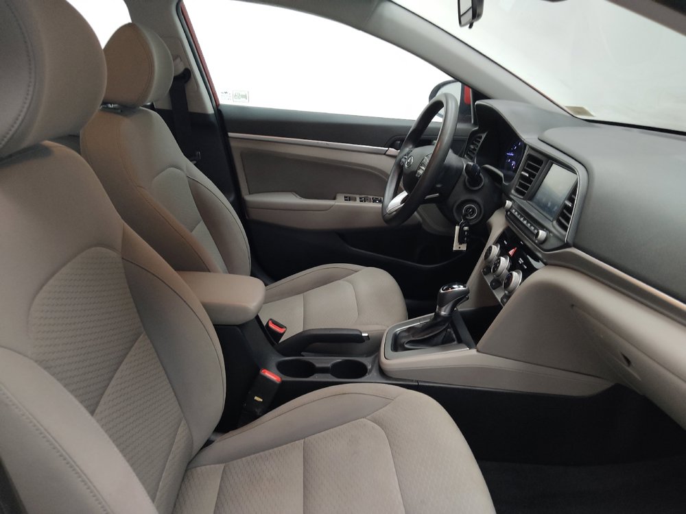 Used 2019 Hyundai Elantra SEL FWD image 21