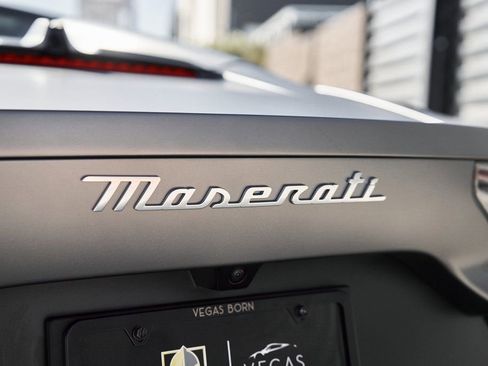 Used 2023 Maserati MC20 Spyder image 15