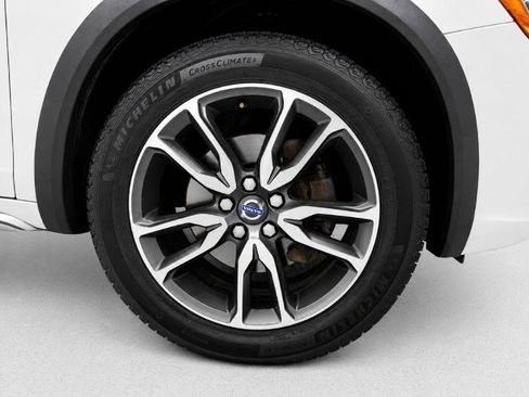 Used 2016 Volvo V60 T5 Cross Country AWD/4WD image 31