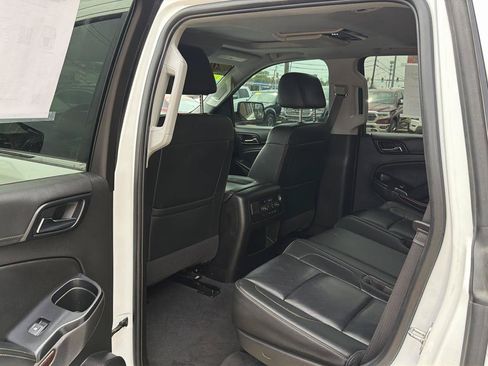 Used 2020 GMC Yukon SLT w/ Open Road Package AWD/4WD image 35