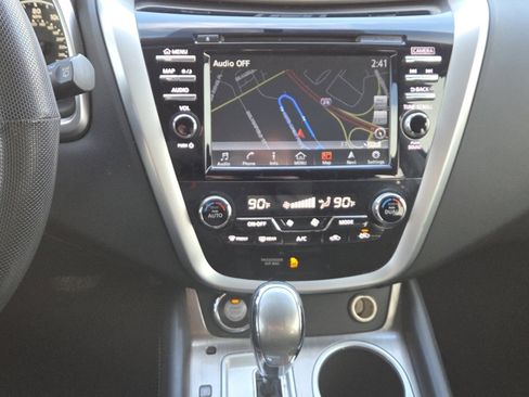 Used 2017 Nissan Murano SV image 29