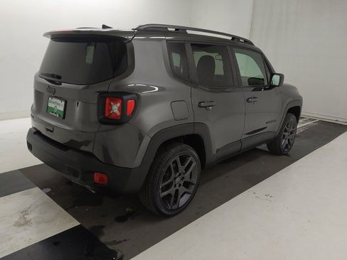 Used 2021 Jeep Renegade Latitude AWD/4WD image 10