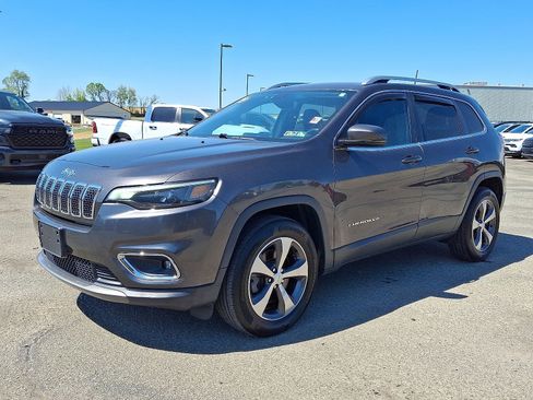 Used 2019 Jeep Cherokee Limited AWD/4WD image 3