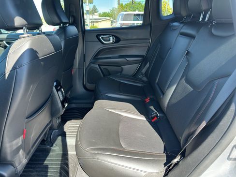 Used 2024 Jeep Compass Trailhawk AWD/4WD image 17