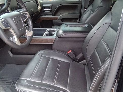 Used 2017 GMC Sierra 1500 Denali image 4