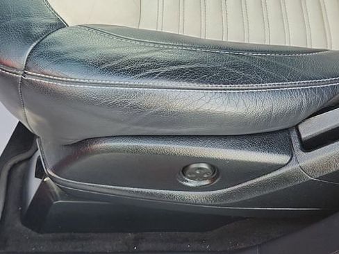 Used 2018 Mercedes-Benz GLE 350 w/ Parking Assist Package image 16