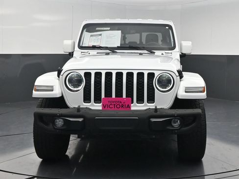 Used 2023 Jeep Gladiator Overland AWD/4WD image 17
