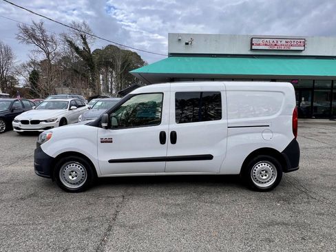 Used 2019 RAM ProMaster City Tradesman image 8