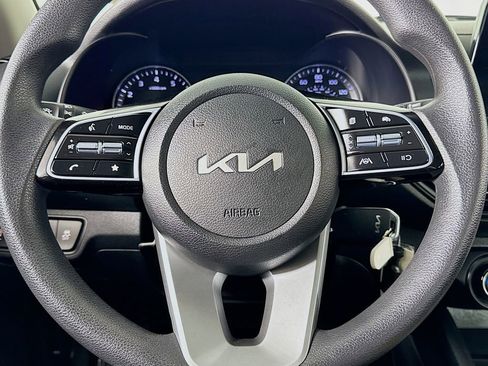 Used 2023 Kia Forte LXS w/ LXS Technology Package FWD image 33
