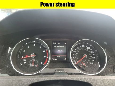 Used 2018 Volkswagen GTI SE image 14