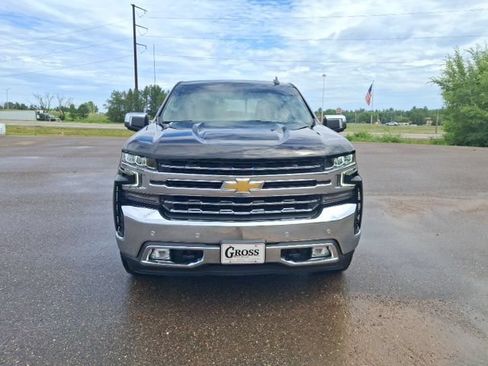 Used 2021 Chevrolet Silverado 1500 LTZ AWD/4WD image 3