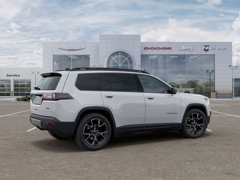 New 2026 Jeep Cherokee Overland w/ Advanced Pro Tech Group AWD/4WD image 4