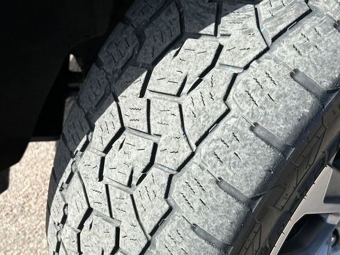 Used 2022 GMC Yukon Denali image 31