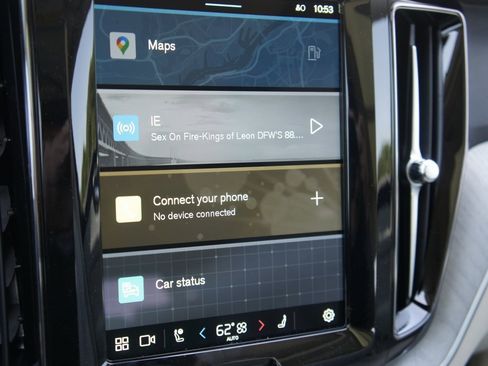 New 2025 Volvo XC60 B5 Plus w/ Protection Package Premier image 16