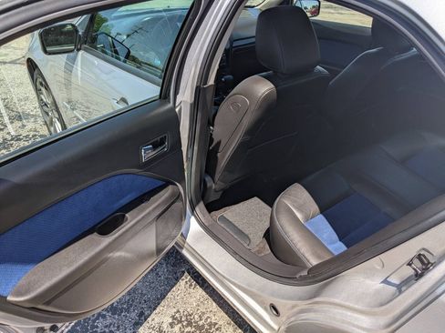 Used 2009 Ford Fusion SE FWD image 11