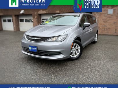 Used 2017 Chrysler Pacifica Touring