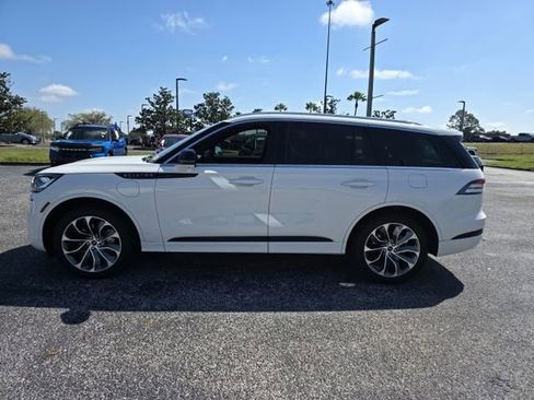 Used 2023 Lincoln Aviator Grand Touring image 8