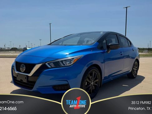 Used 2021 Nissan Versa SV FWD image 1