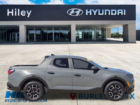 Used 2022 Hyundai Santa Cruz SEL image 3