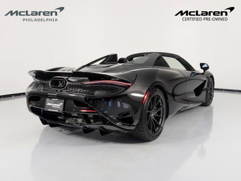 Used 2025 McLaren 750S Spider RWD image 6
