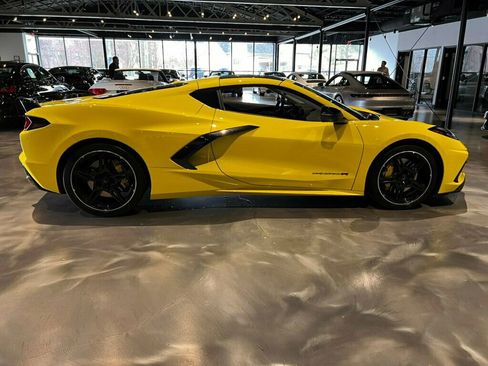 Used 2023 Chevrolet Corvette Stingray Premium Cpe w/ Z51 Performance Package image 6
