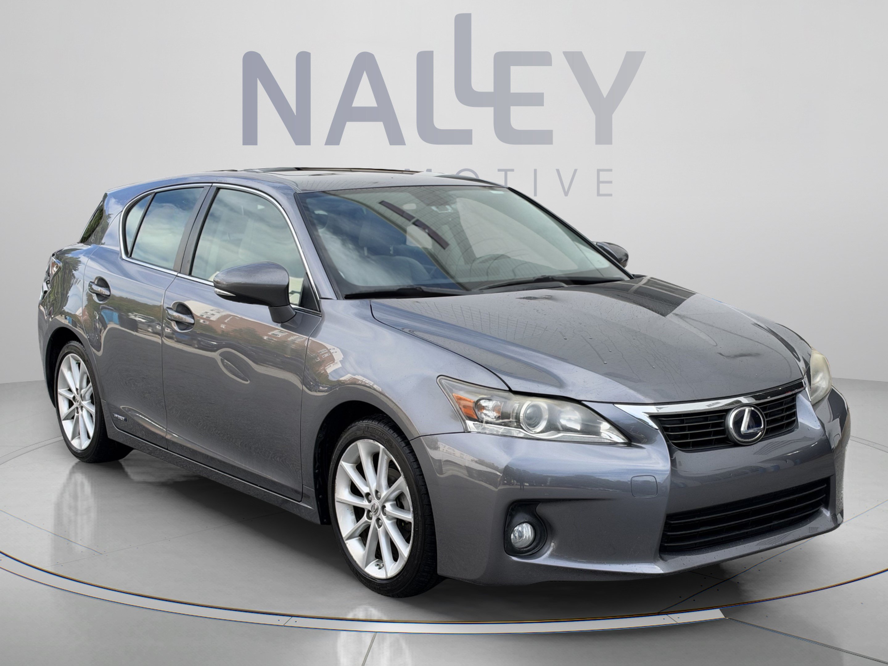 Used 2012 Lexus CT 200h Premium w/ Leather Pkg FWD image 5