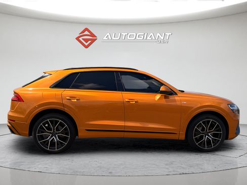 Used 2019 Audi Q8 Premium Plus w/ Premium Plus AWD/4WD image 7