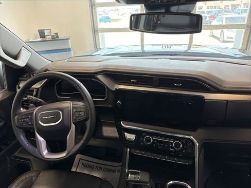 Used 2025 GMC Sierra 1500 Denali AWD/4WD image 25