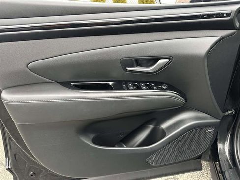 Used 2022 Hyundai Tucson Limited image 18