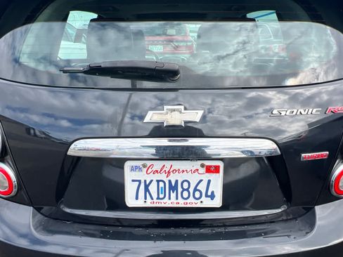 Used 2015 Chevrolet Sonic RS image 16