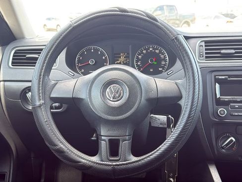 Used 2012 Volkswagen Jetta SE image 19