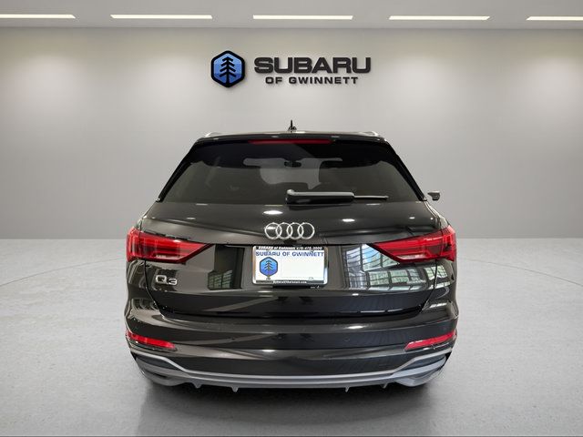 Used 2023 Audi Q3 2.0T Premium Plus w/ Premium Plus Package AWD/4WD image 4
