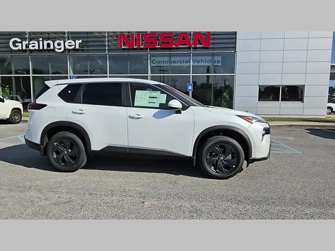 New 2026 Nissan Rogue SV FWD image 35