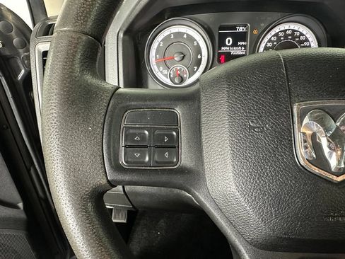 Used 2013 RAM 2500 Tradesman w/ Chrome Appearance Group AWD/4WD image 11