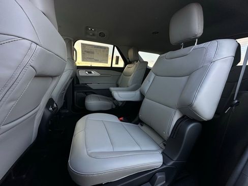 New 2026 Ford Explorer Active w/ Active Comfort Package image 46