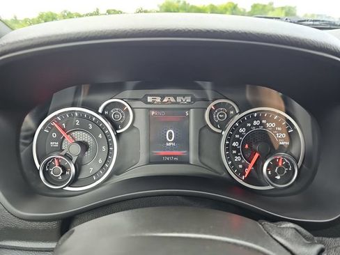 Used 2025 RAM 2500 Big Horn AWD/4WD image 11