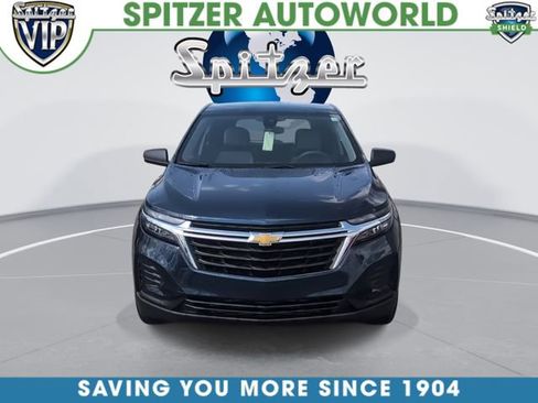 Used 2023 Chevrolet Equinox LS image 2
