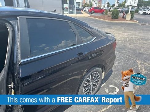 Used 2020 Volkswagen Jetta SE FWD image 2