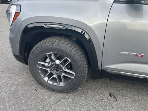 New 2026 GMC Terrain AT4 w/ Technology Package II image 6