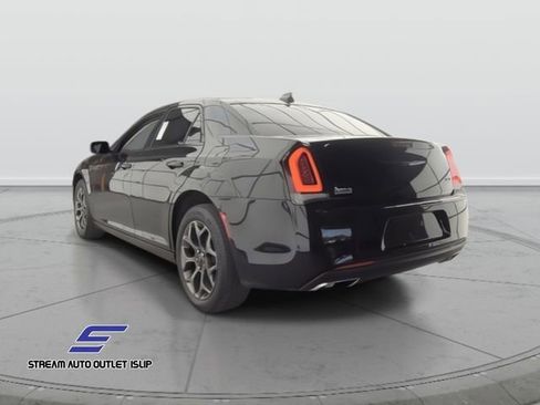 Used 2021 Chrysler 300 Touring w/ Sport Appearance Package image 4